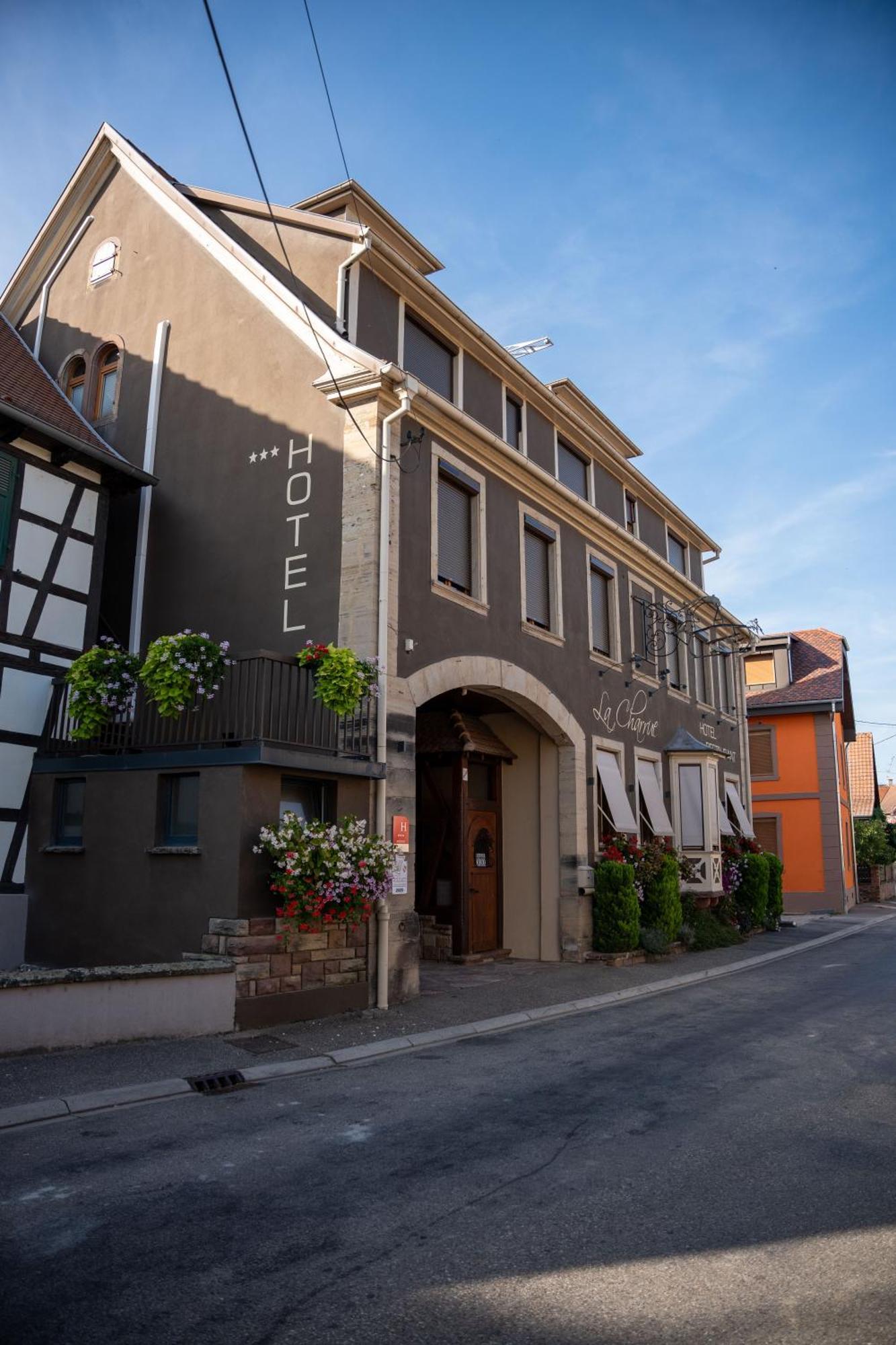 Hôtel Restaurant La Charrue Sand Extérieur photo